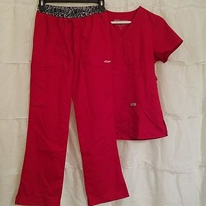 Grey's anatomy red scrubs set